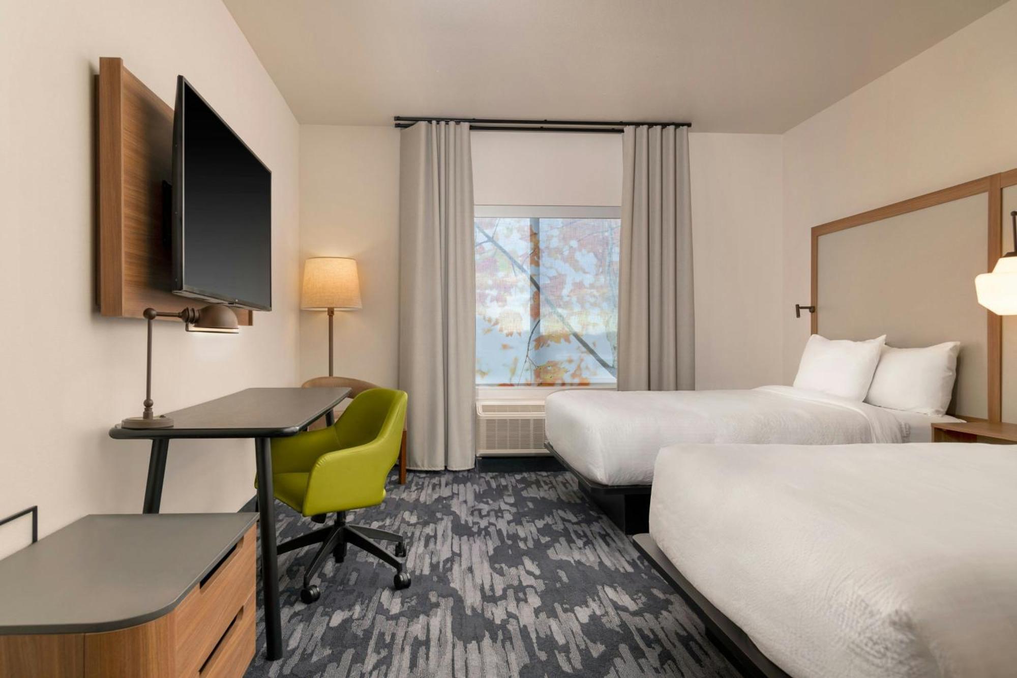 Fairfield By Marriott Inn & Suites Kansas City At The Legends Bagian luar foto